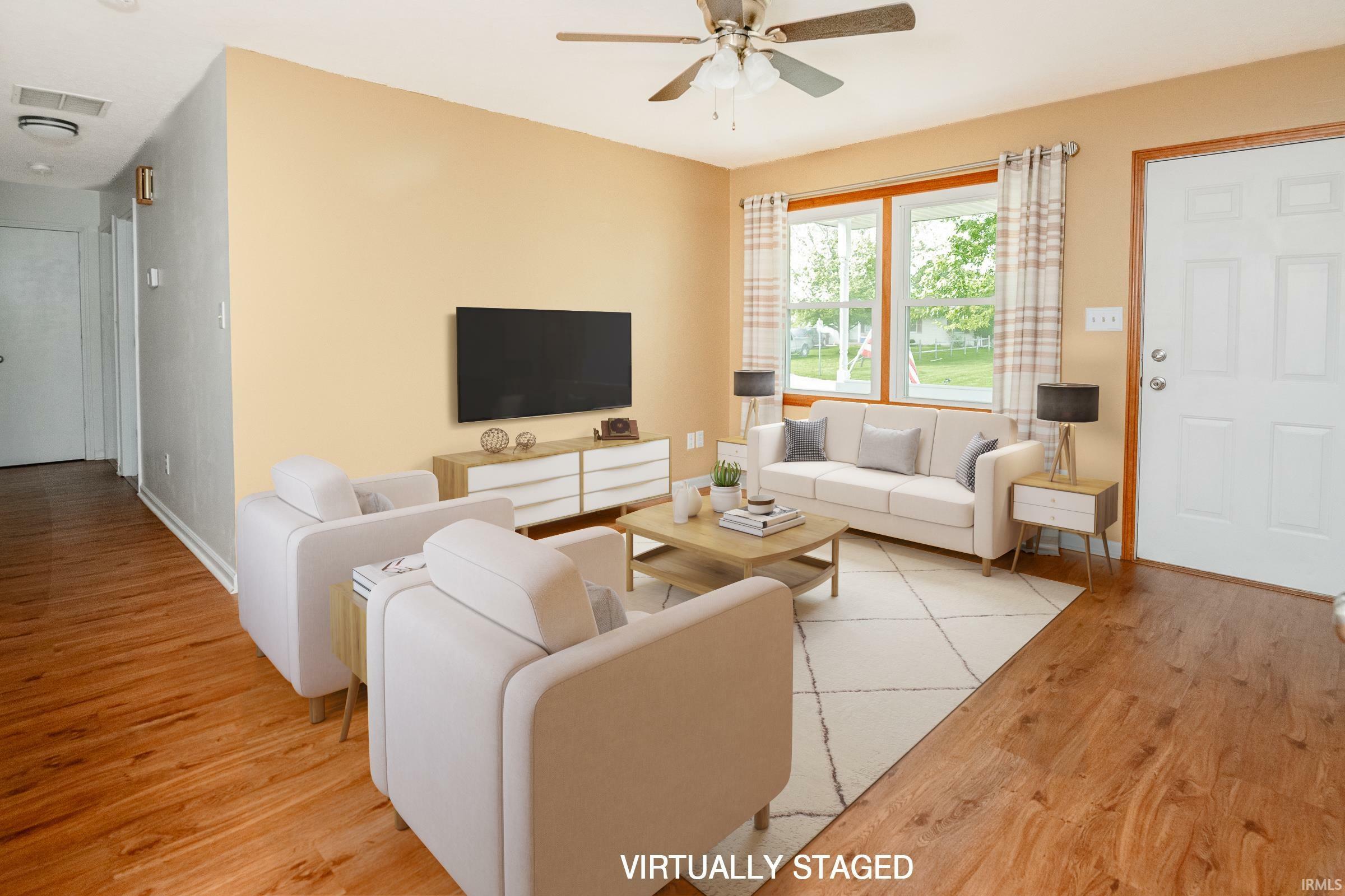 Property Photo: 613 W Blackfoot Court IN 47429
