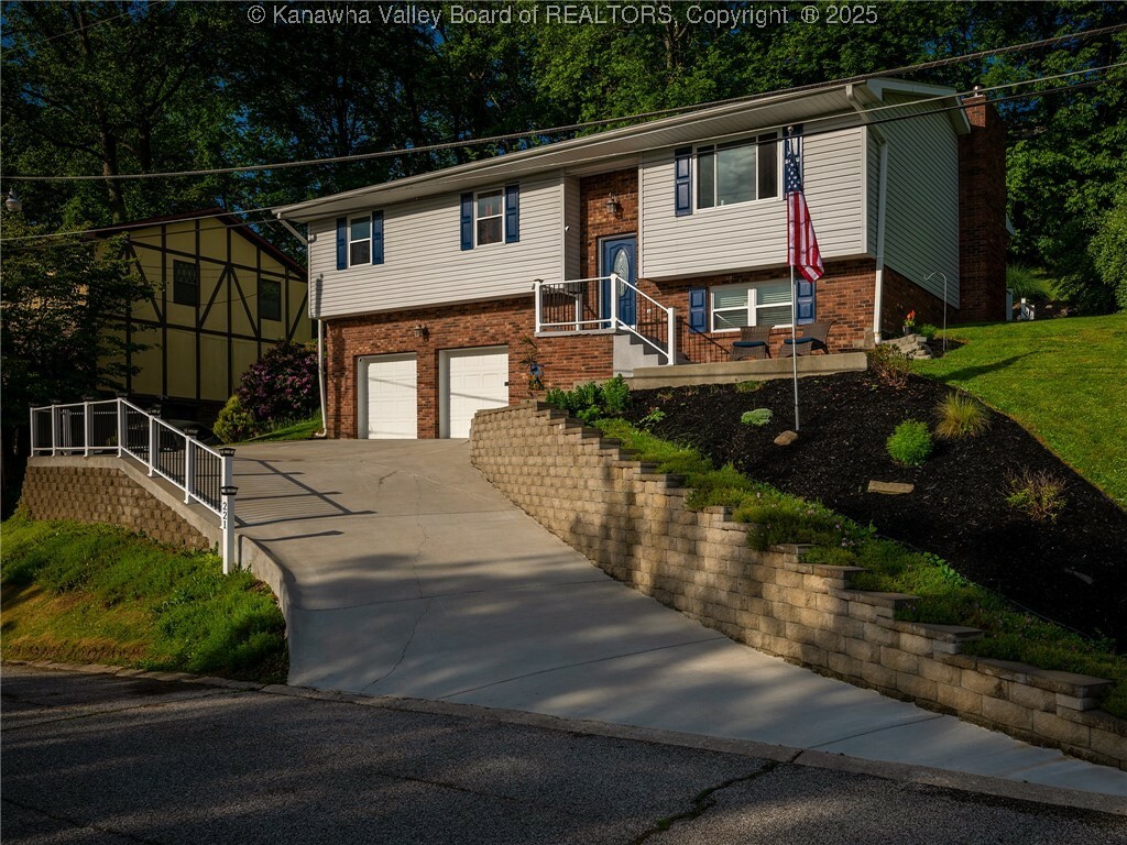 221 Lakeview Drive  Saint Albans WV 25177 photo
