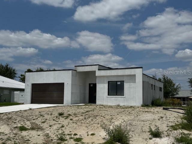 Property Photo: 313 NE 9th Street FL 33909