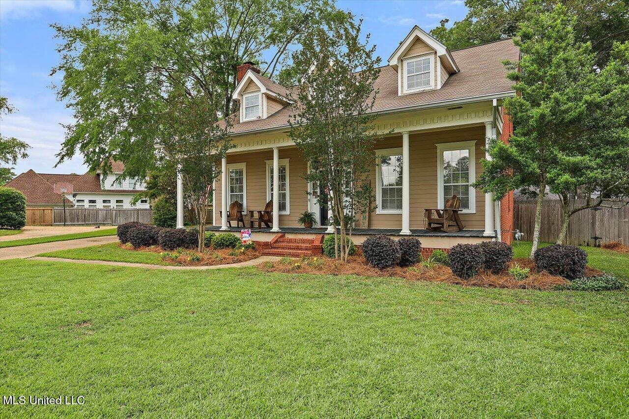 Property Photo: 911 Tetbury Place MS 39047