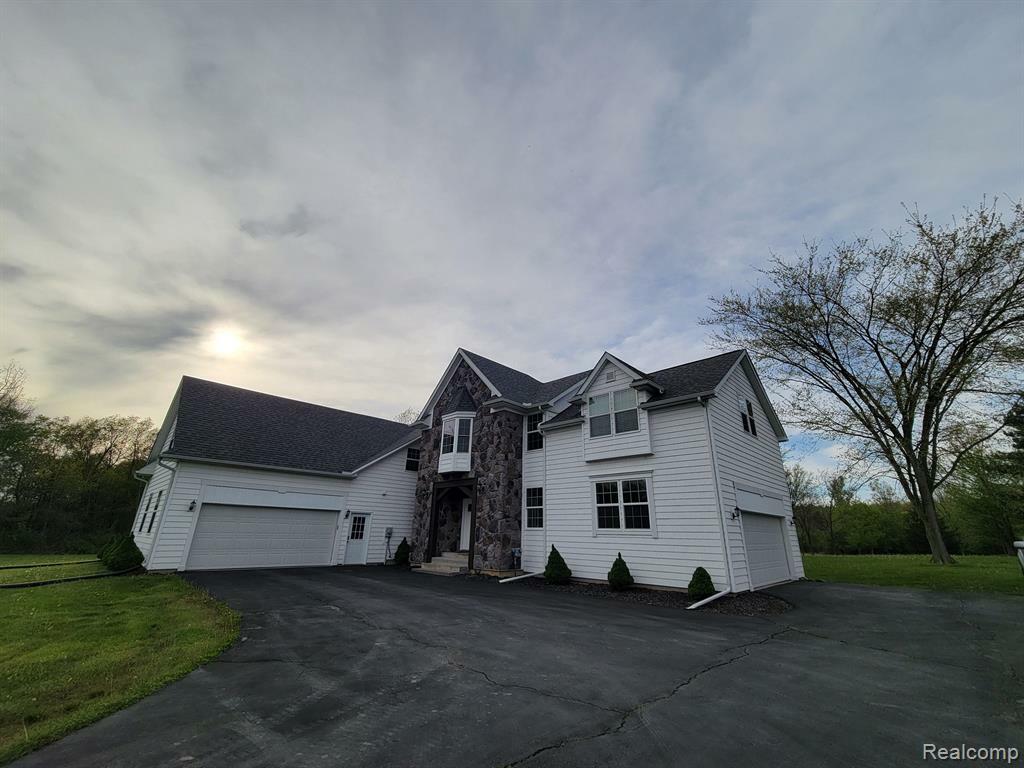 10726 Davisburg Road  Davisburg MI 48350 2035 photo