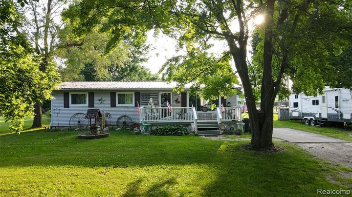 225 Myers Road  Lapeer MI 48446 3151 photo
