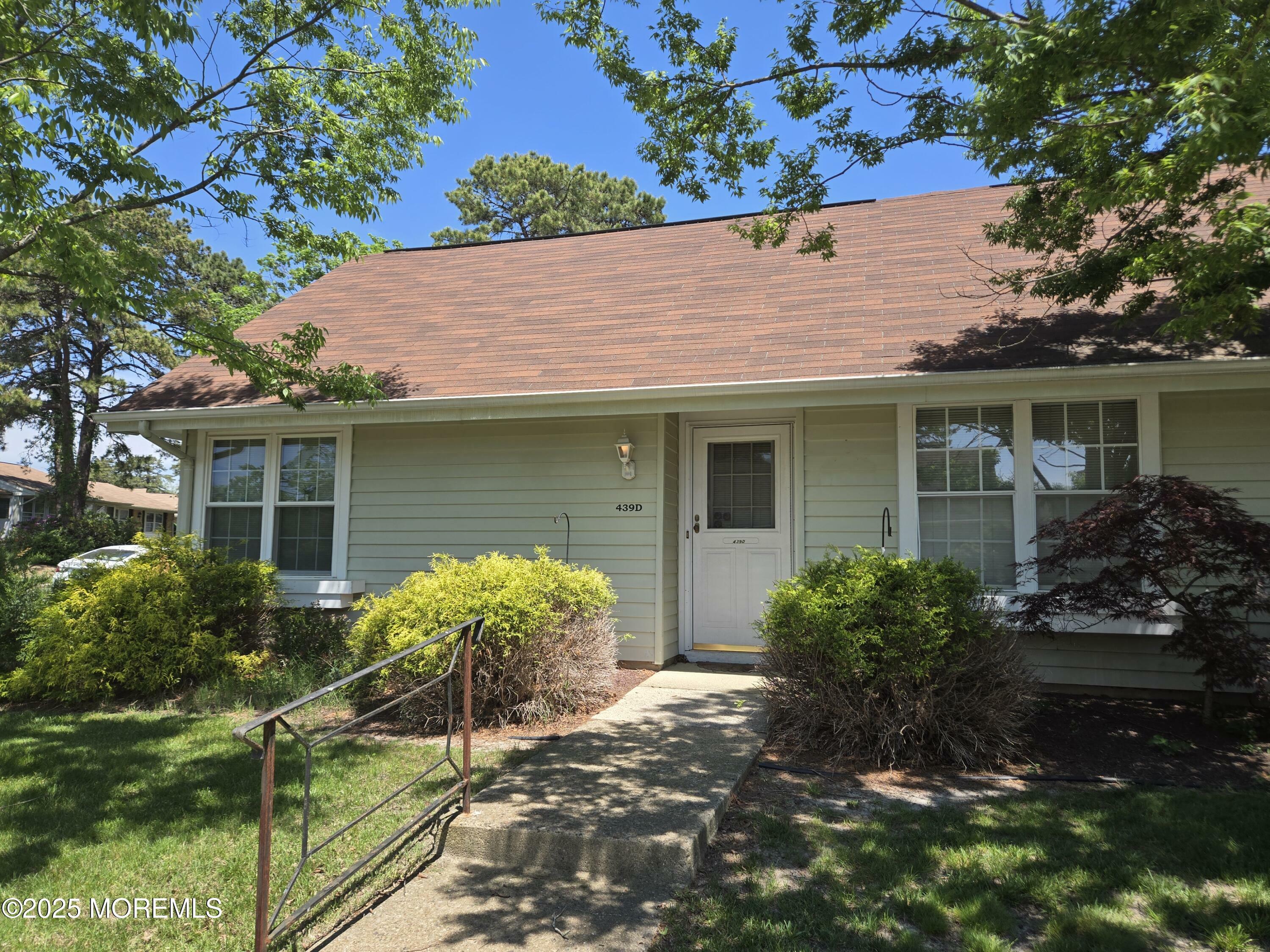 439D Chesterfield Court  Manchester NJ 08759 photo