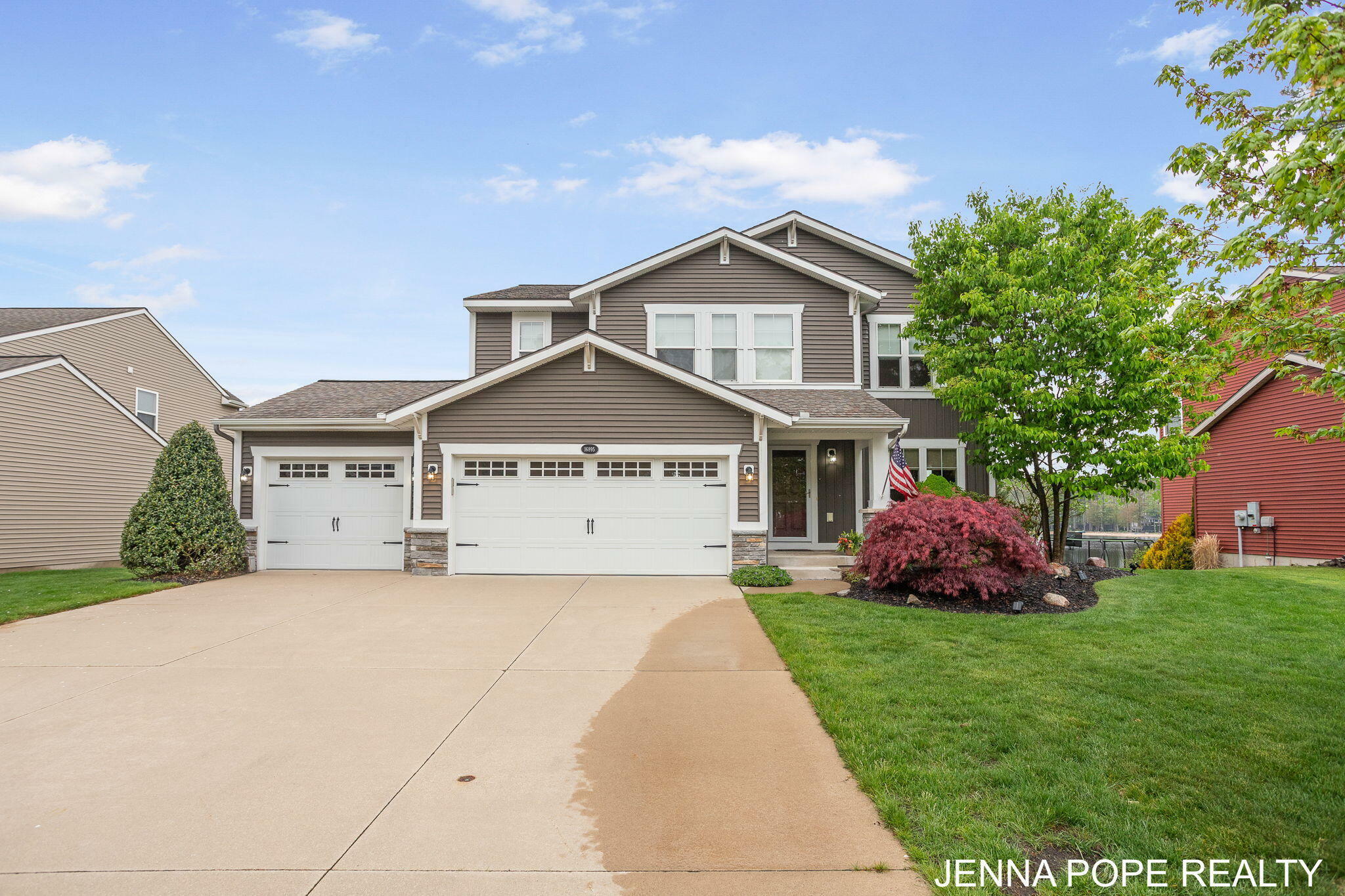 Property Photo: 16895 Arbor Way Drive MI 49448