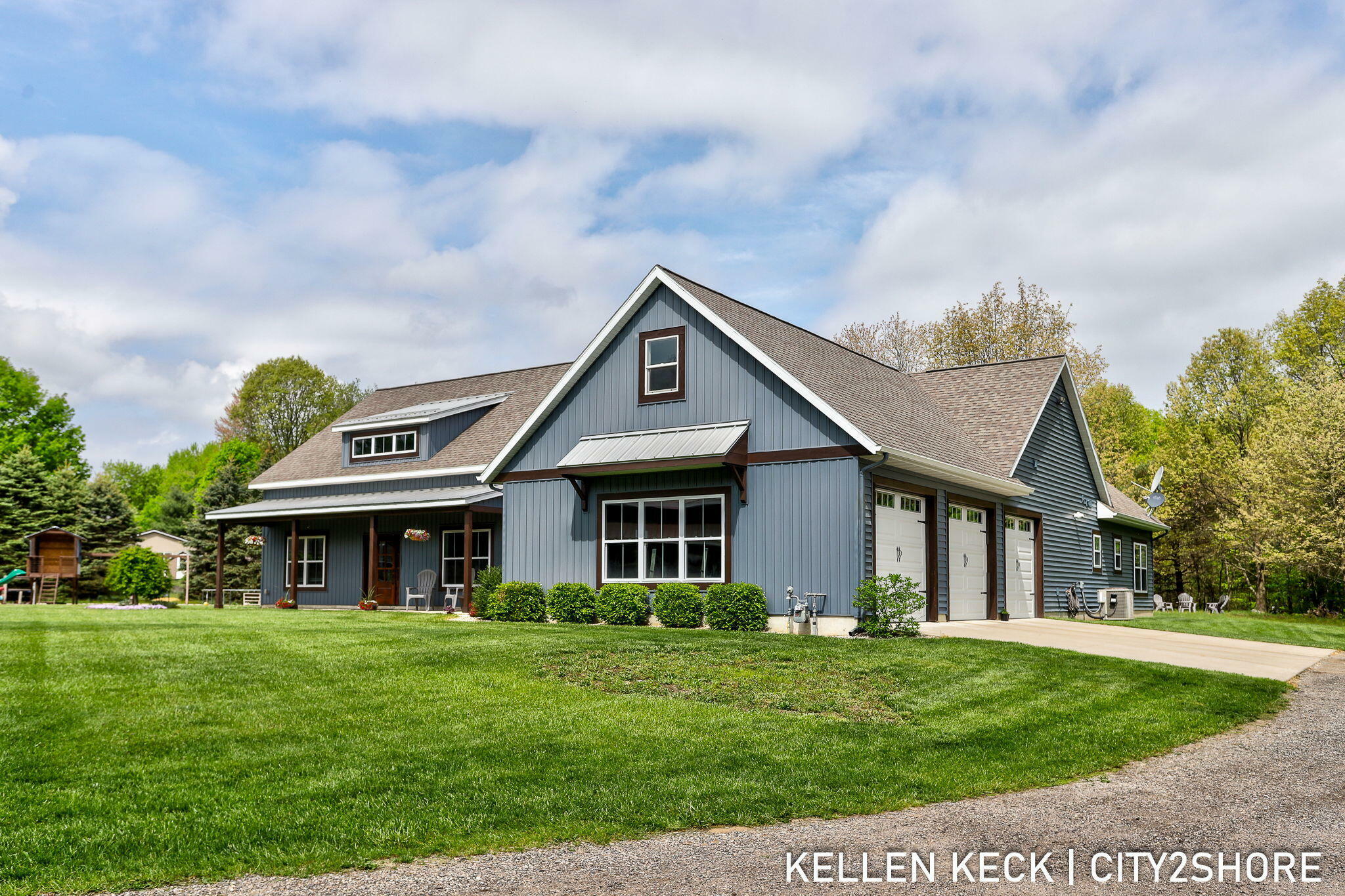Property Photo:  2263 136th Avenue  MI 49323 