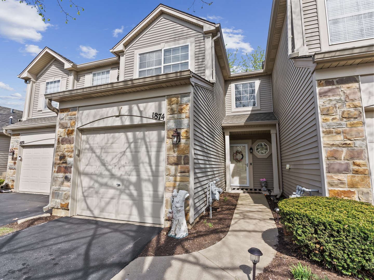 1874 Wisteria Drive  Aurora IL 60503 photo