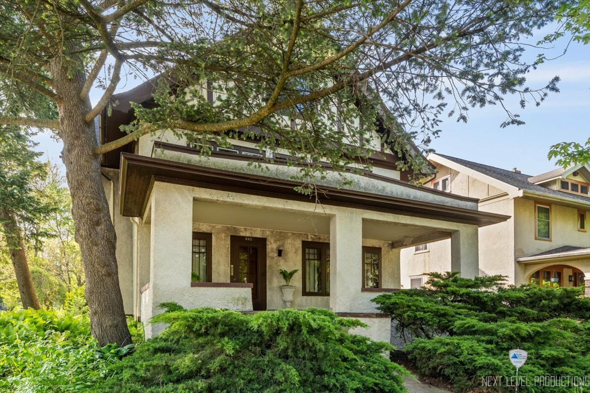 Property Photo: 400 S Lasalle Street IL 60505