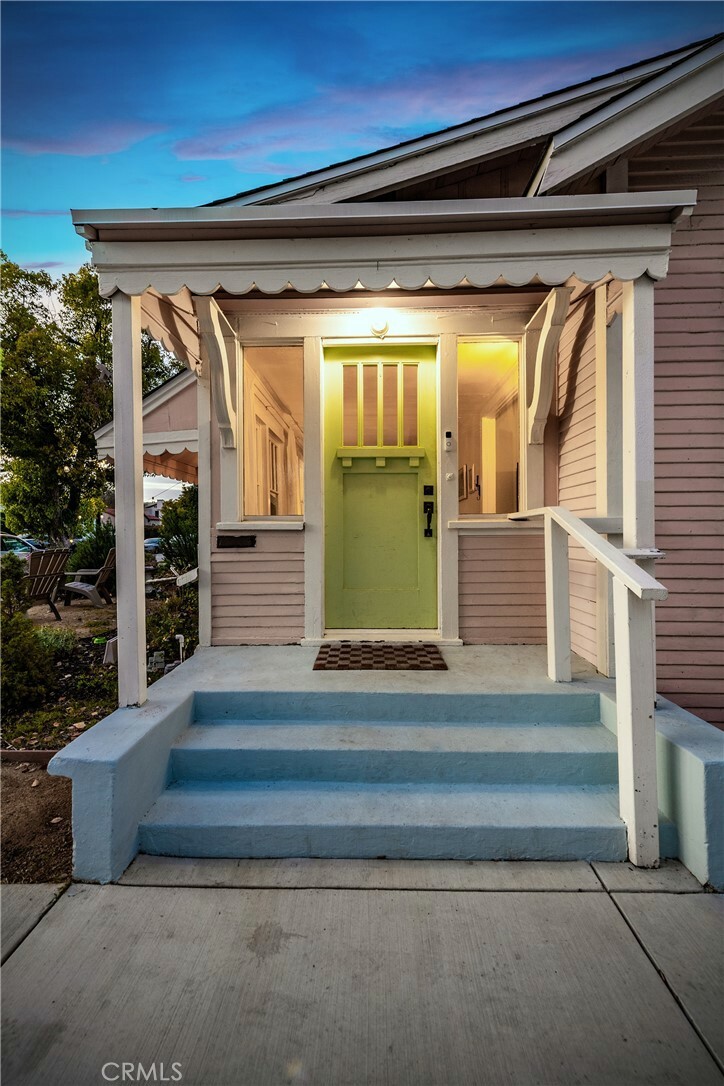Property Photo:  3534 Gundry Avenue  CA 90807 