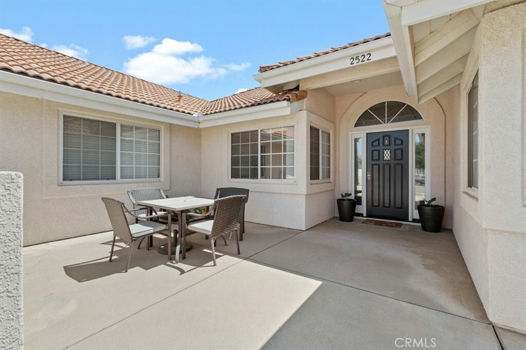 Property Photo:  2522 Muirfield Court  CA 93455 