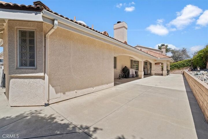 Property Photo:  2522 Muirfield Court  CA 93455 