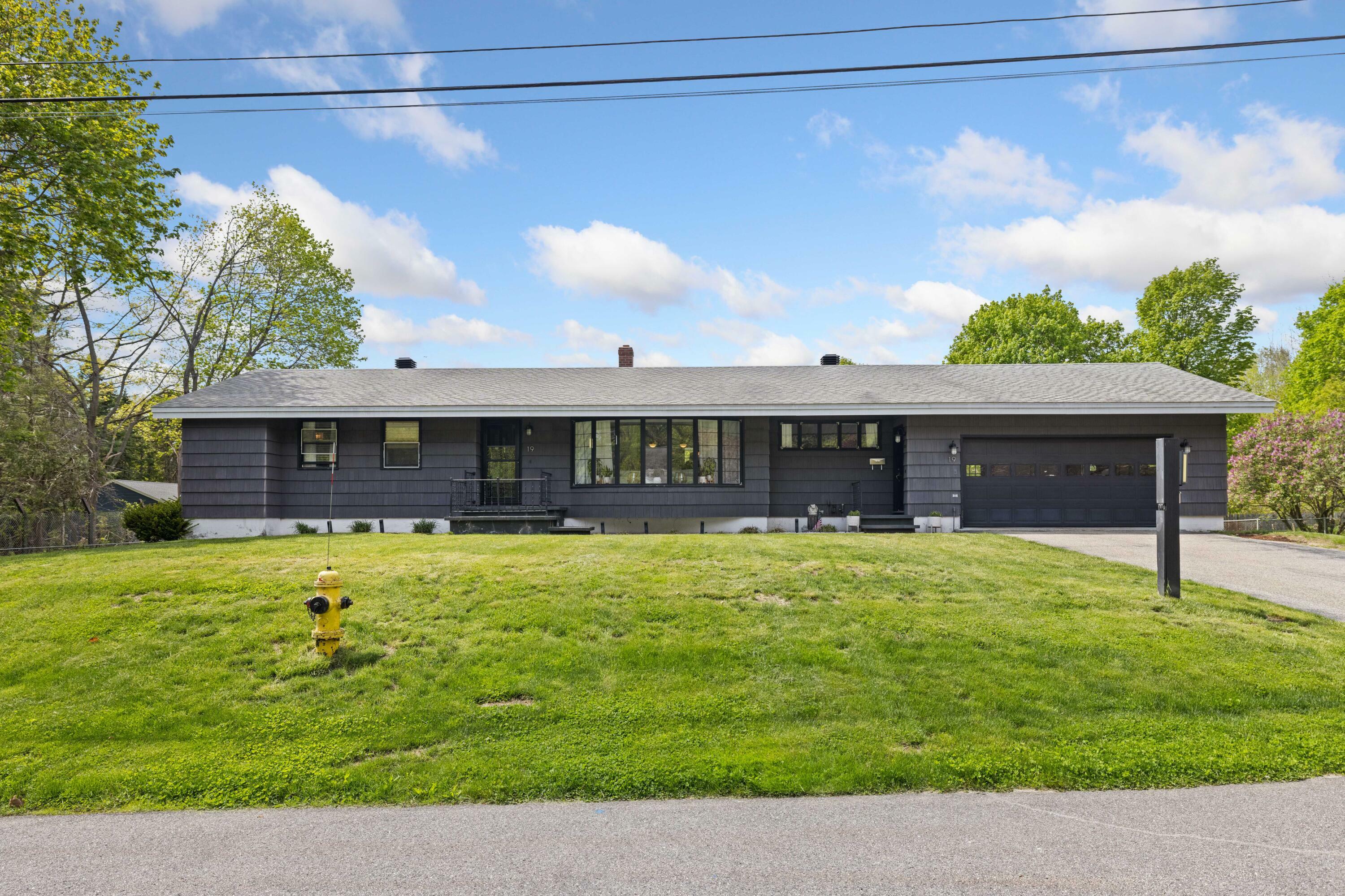 Property Photo: 19 Promenade Avenue ME 04072