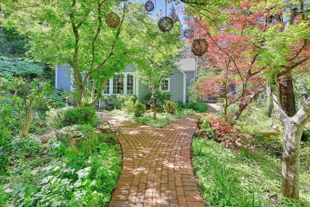 Property Photo: 14833 Quail Pointe Lane CA 95945