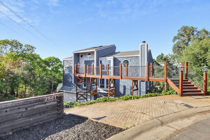 2561 King Richard Drive  El Dorado Hills CA 95762 photo