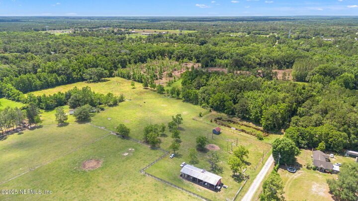 Property Photo:  2995 Thunder Road  FL 32068 