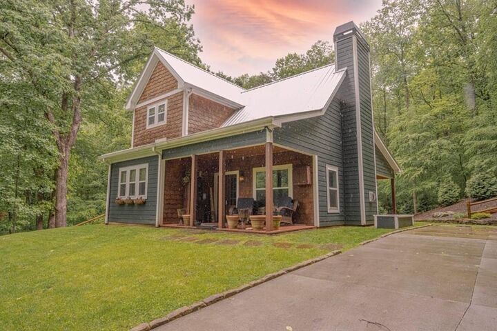 6708 Morgan Drive  Young Harris GA 30582 photo