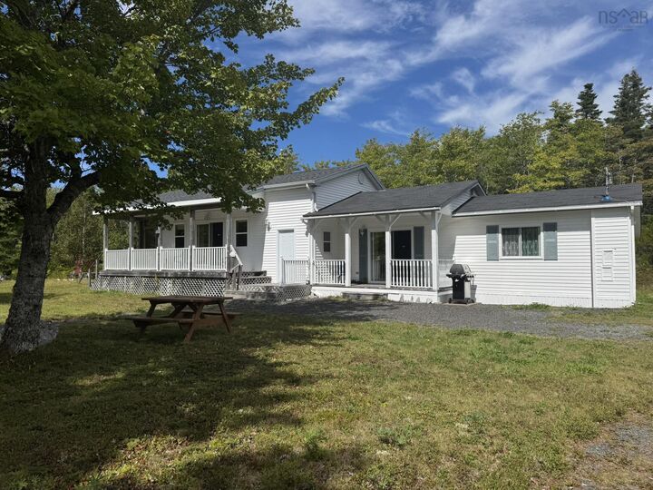 Property Photo: 87 Somerset Drive NS B0T 1V0