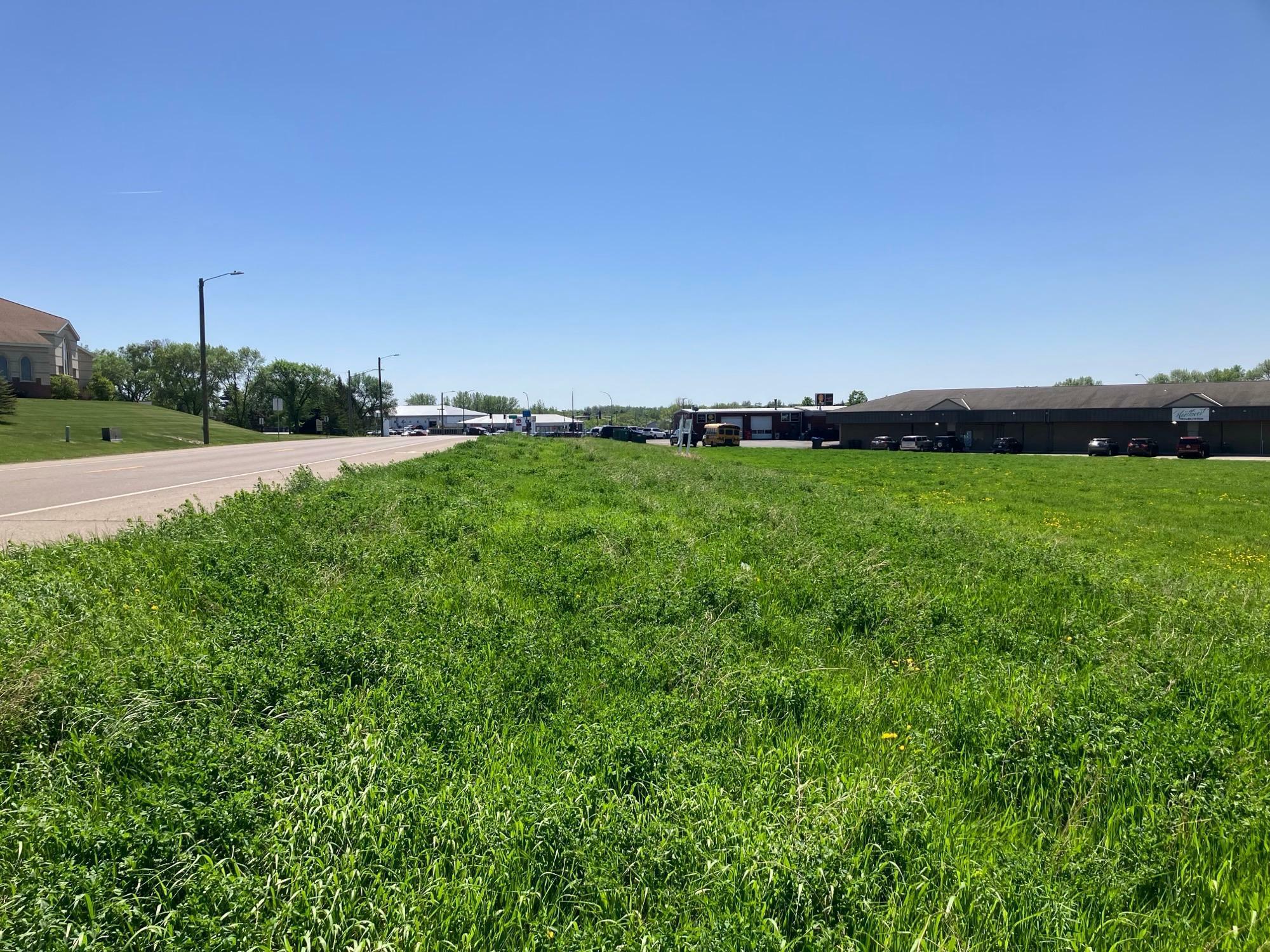 1271 College Way  Fergus Falls MN 56537 photo