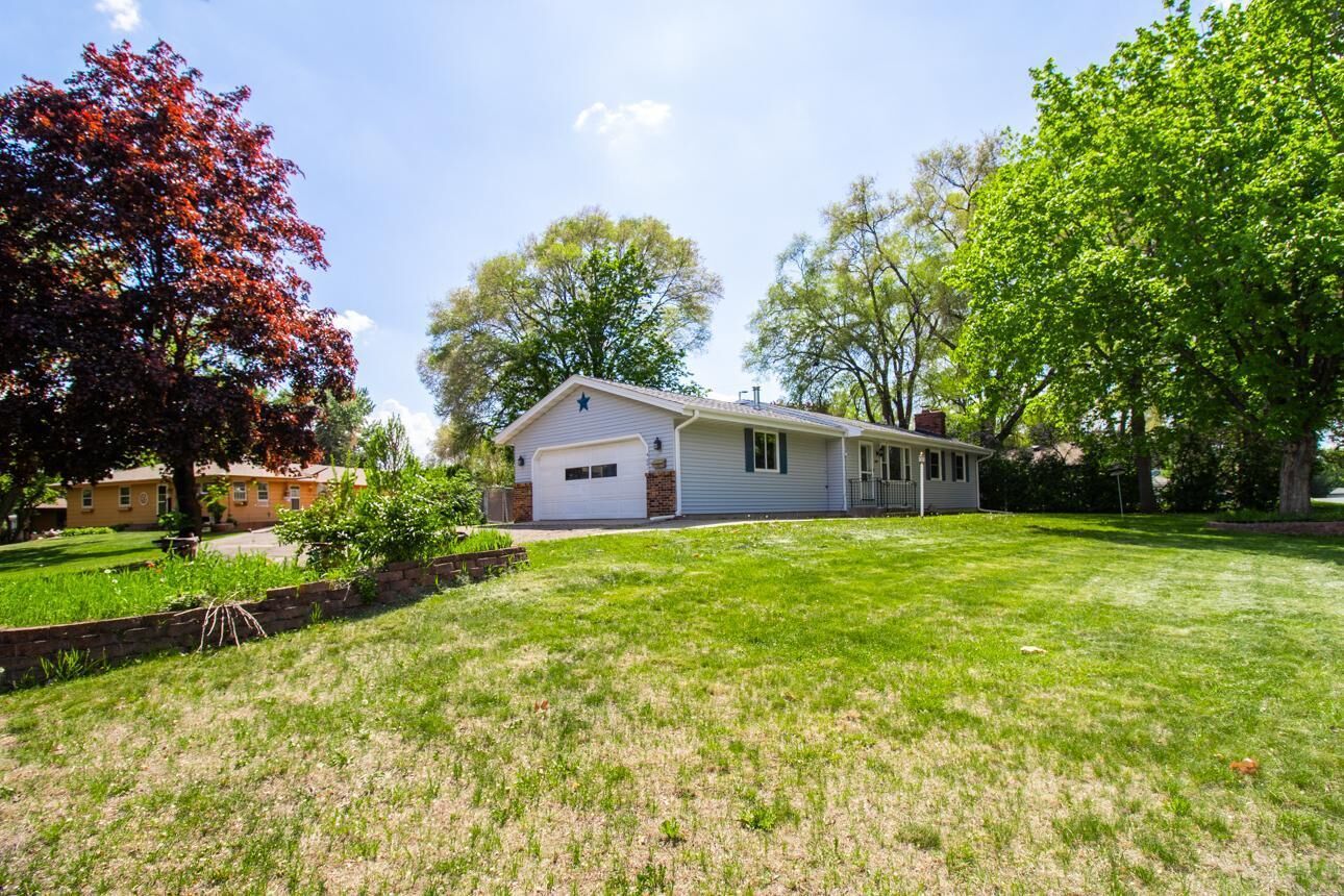 Property Photo:  4001 W 111th Street  MN 55437 