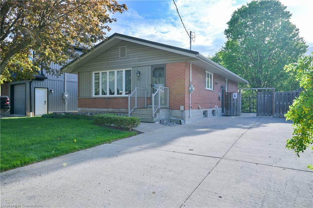 Property Photo:  67 Ruskview Road  ON N2M 4S1 