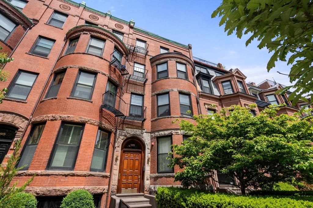 Property Photo: 393 Marlborough St 8 MA 02115