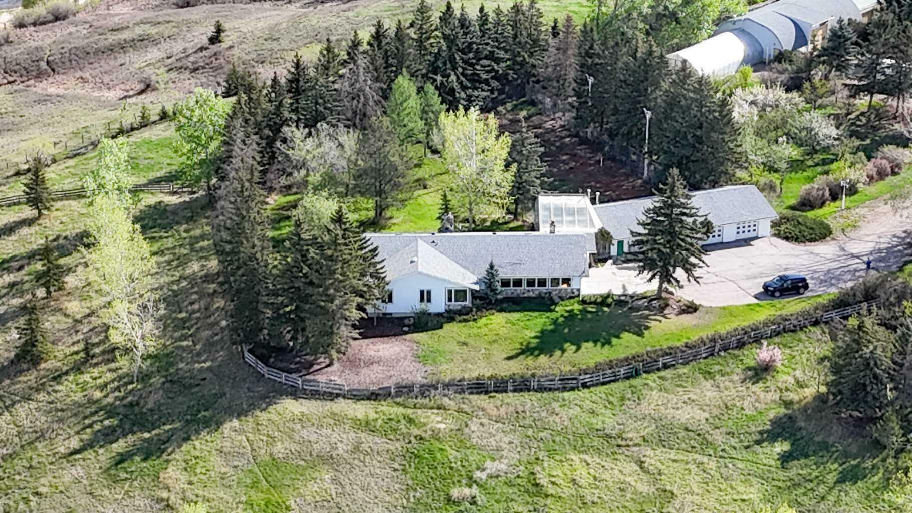 Photo de la propriété: 262167 Range Road 293 AB T4A 0N1