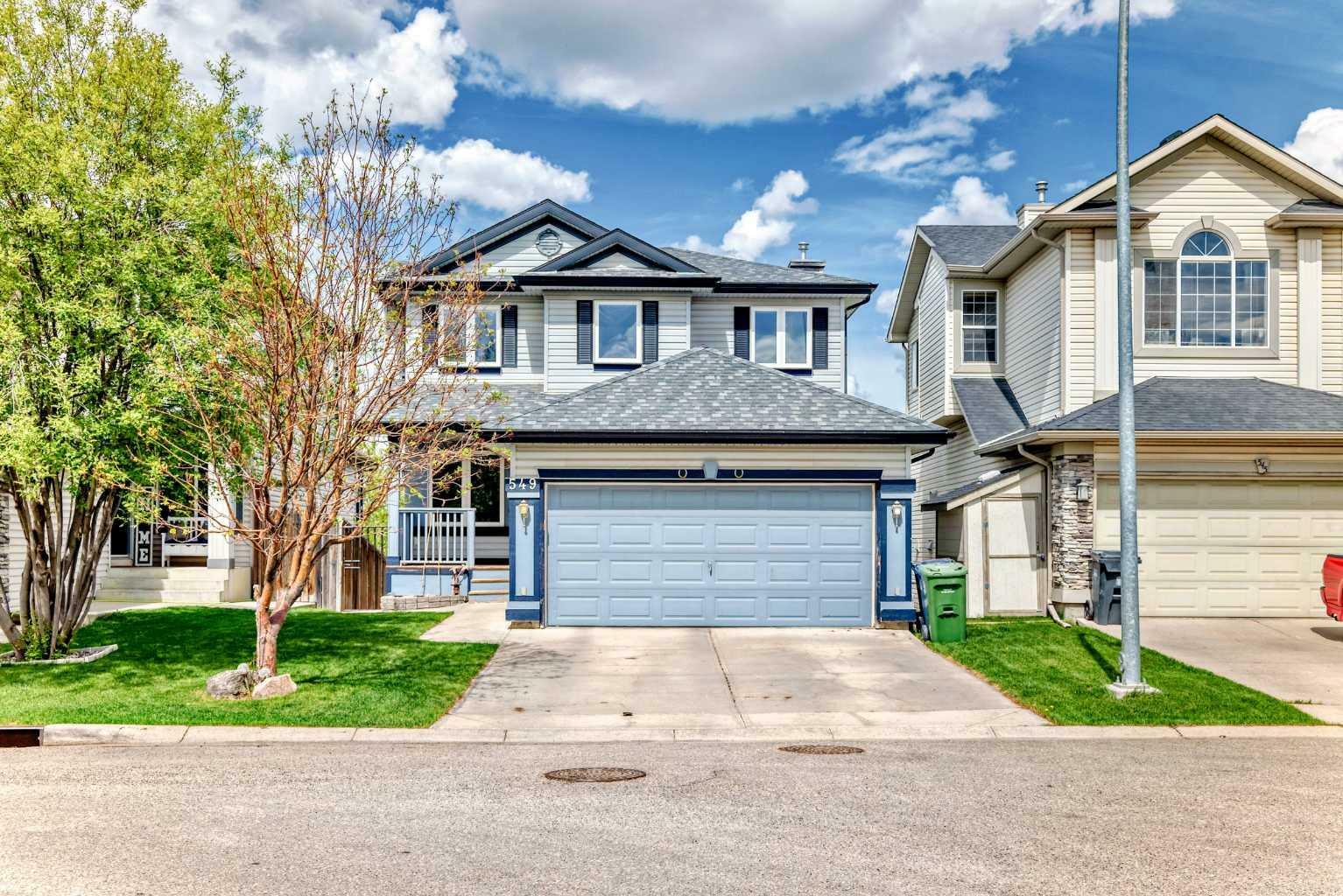 Property Photo: 549 Citadel Meadow Bay NW AB T3G 4Y9