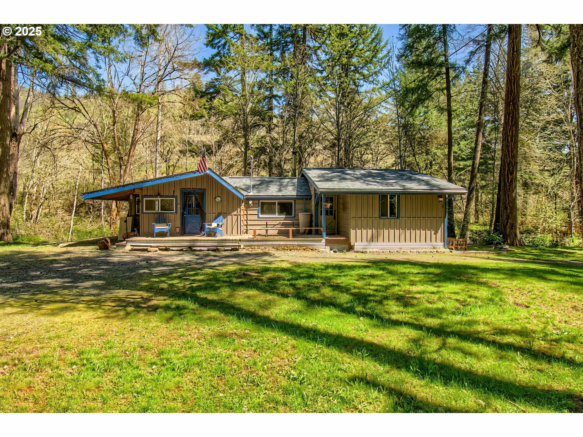 625 Wilson Rd  Mosier OR 97040 photo