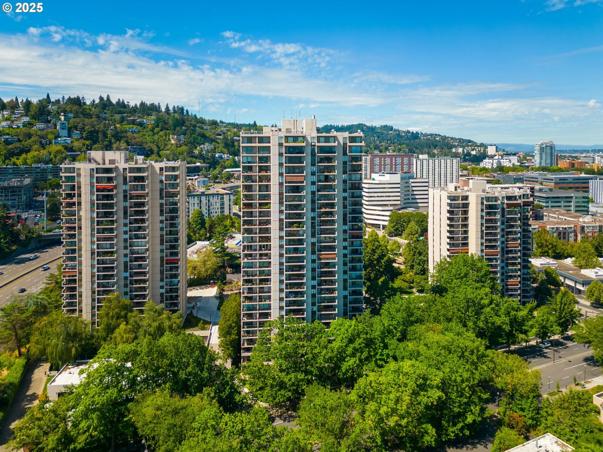 Property Photo: 2211 SW 1st Ave 402 OR 97201