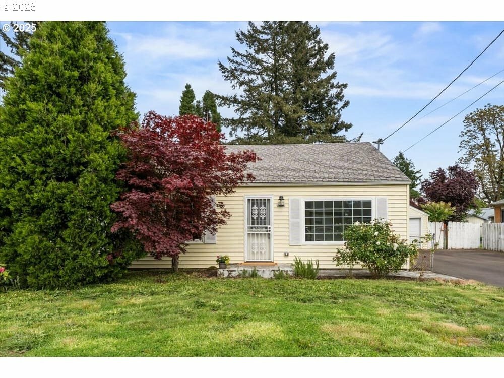 4004 SE 97th  Portland OR 97266 photo