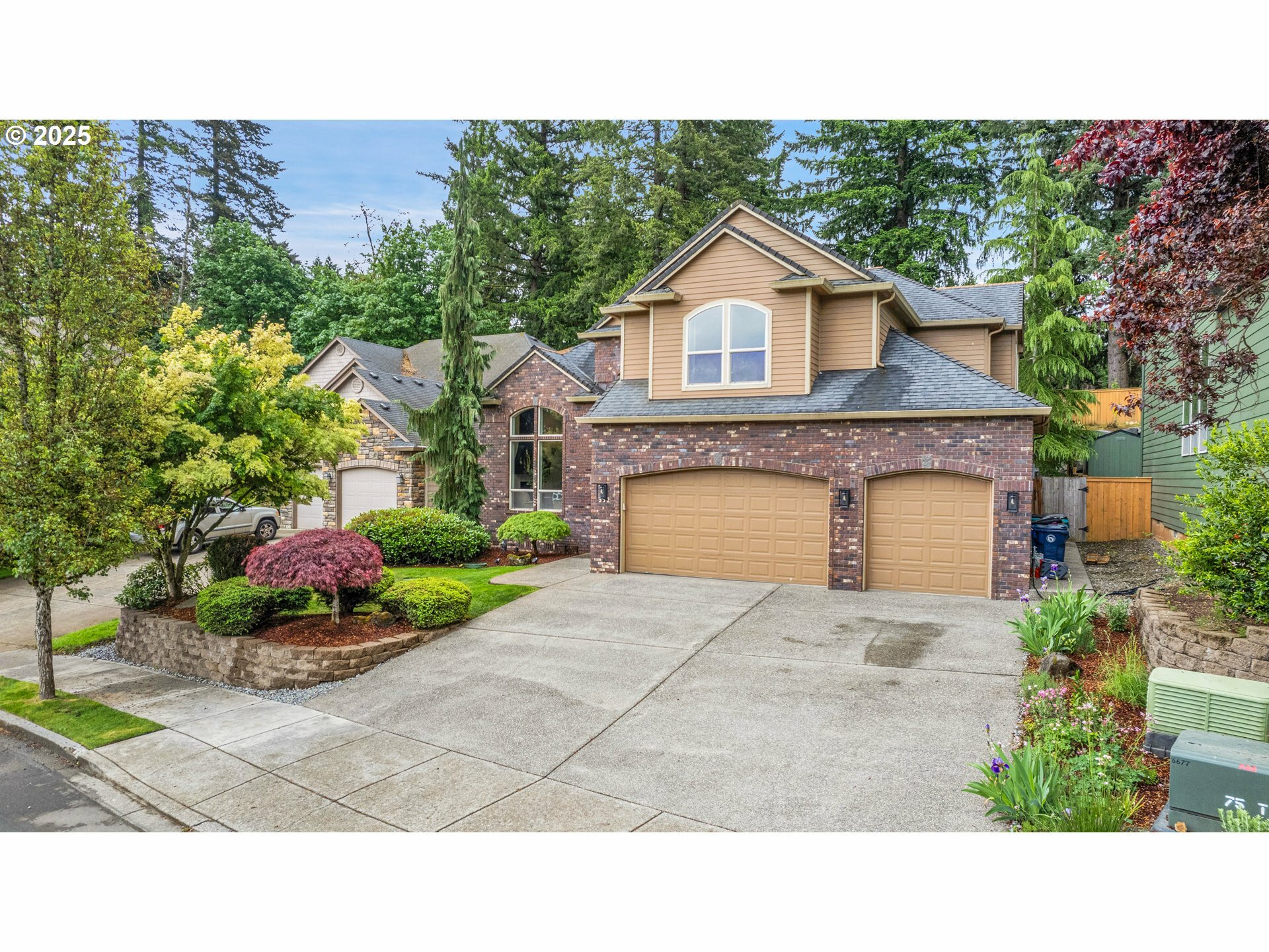 Property Photo: 552 NW 24th Cir WA 98607