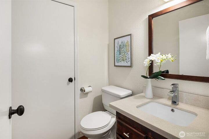 Property Photo:  8005 NE 150th St  WA 98028 