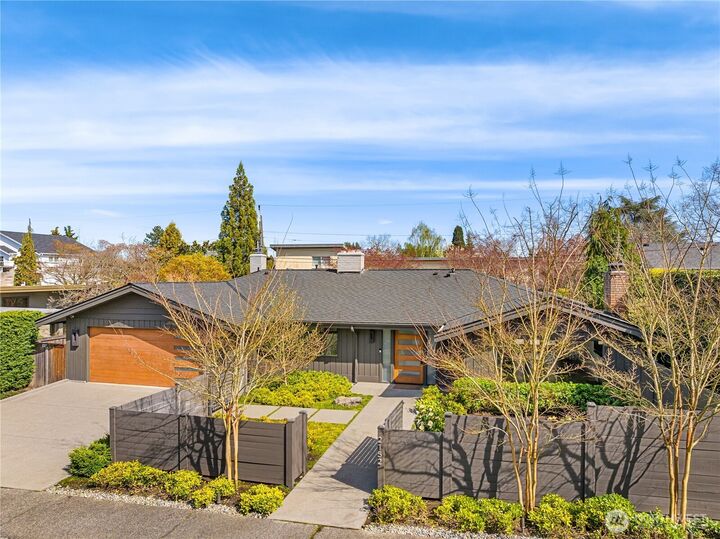 2152  38th Avenue E  Seattle WA 98112 photo