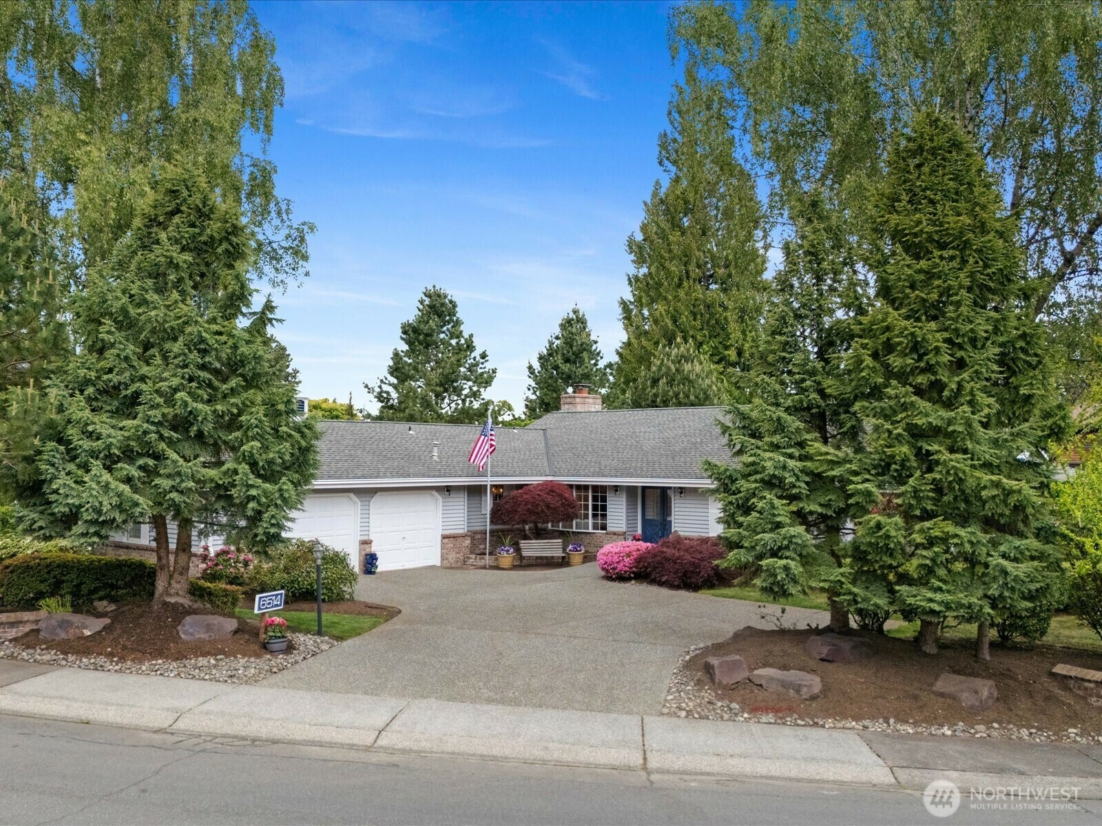 Property Photo: 6514 NE 151st Street WA 90828