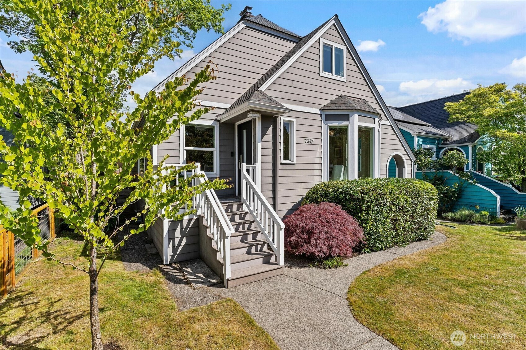 Property Photo:  7319  Keen Way N  WA 98103 