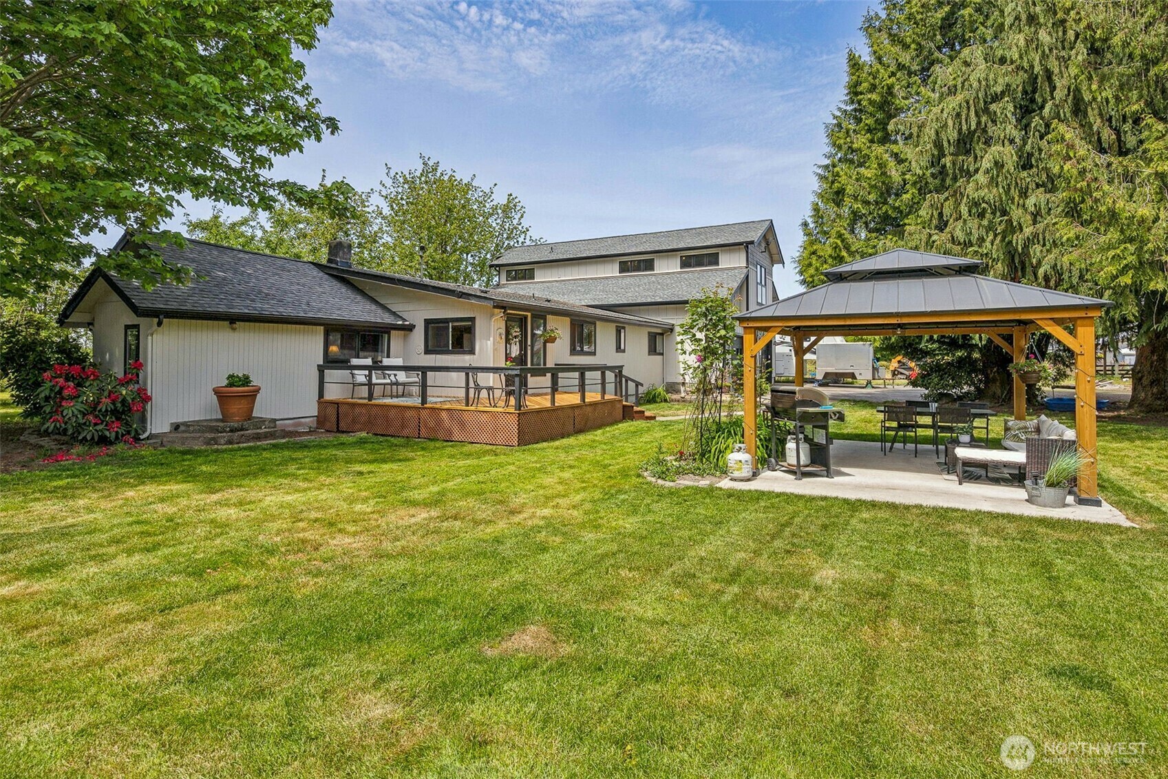 13925  80th Street E  Puyallup WA 98372 photo