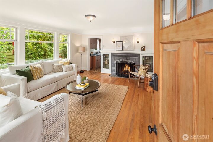 Property Photo: 6719 13th Avenue NW WA 98117