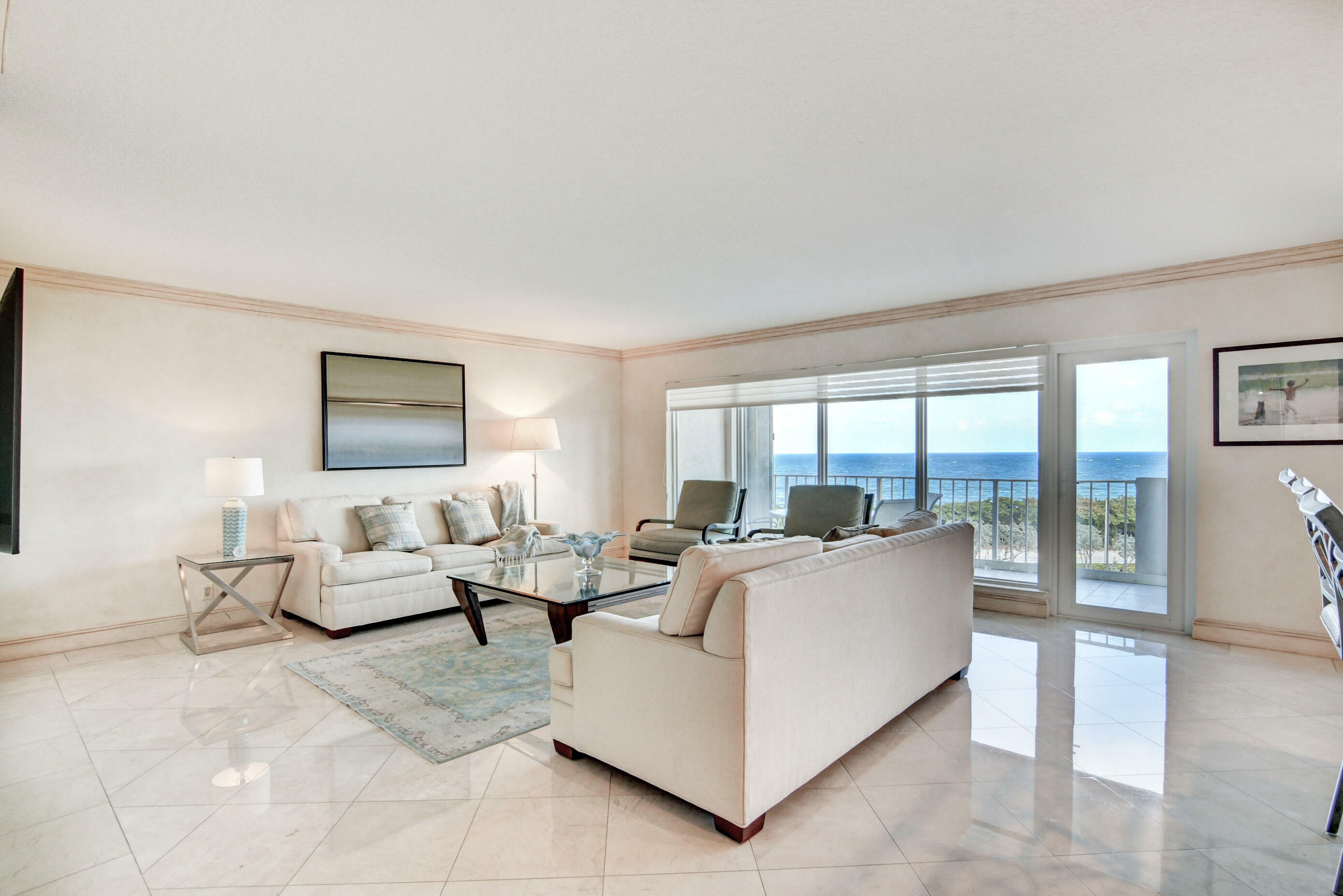 Property Photo: 4301 N Ocean Boulevard 607 FL 33431