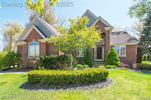 Property Photo: 194 W Reed Lake MI 48390