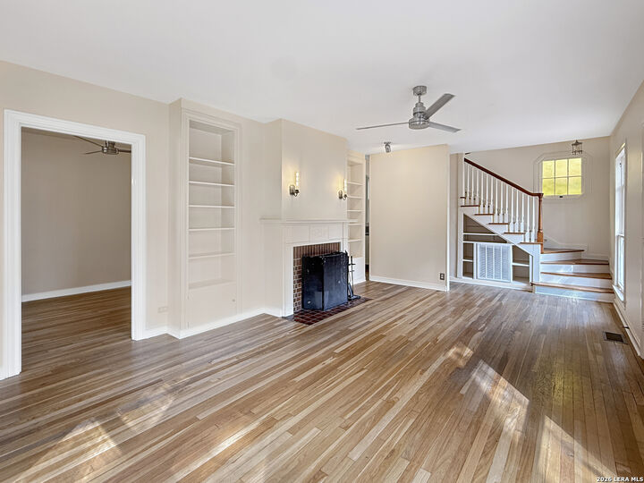 Property Photo:  401 Shook  TX 78212 