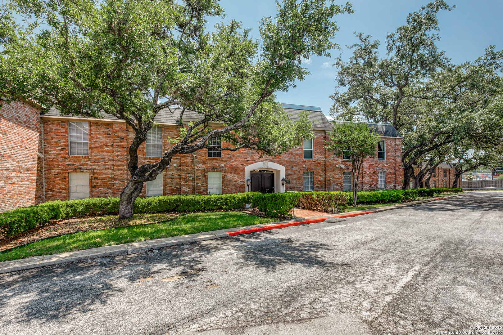 Property Photo: 7500 Callaghan Apt 255 TX 78229