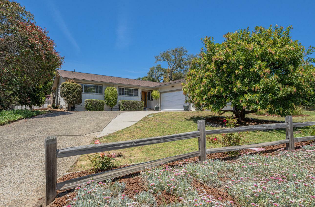 15615 Charter Oak Boulevard  Salinas CA 93907 photo