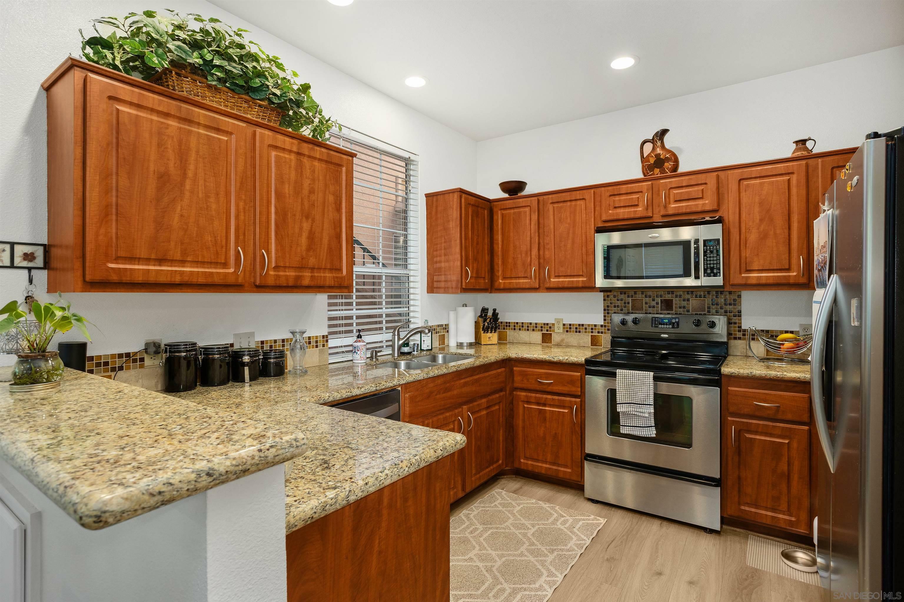 Property Photo: 18515 Caminito Pasadero 347 CA 92128