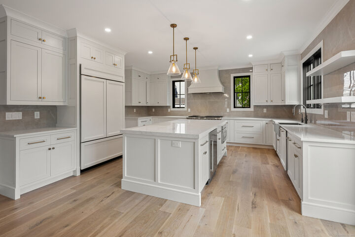 Property Photo:  317 Park Street  CT 06840 