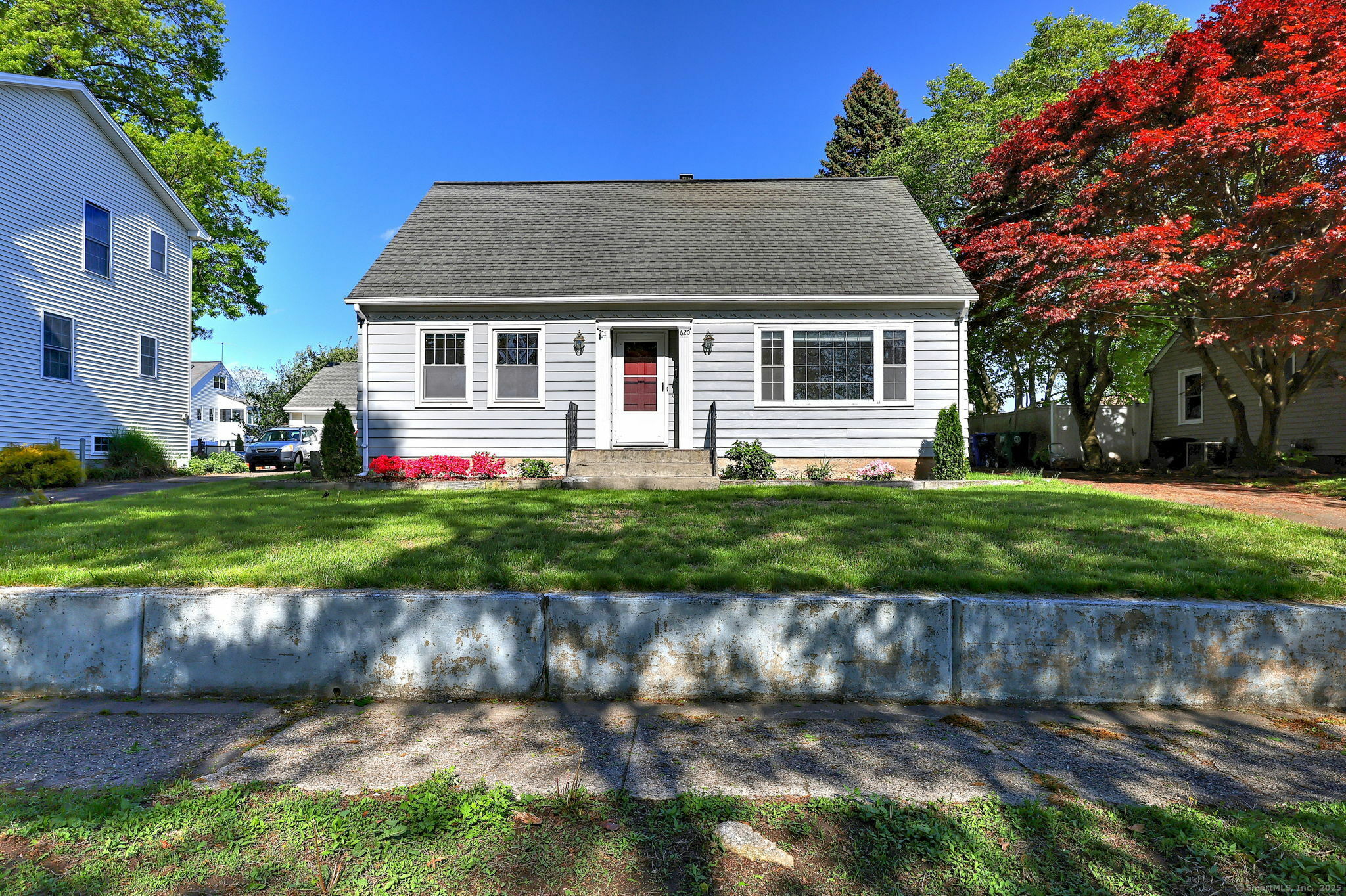 Property Photo: 620 King Street CT 06614