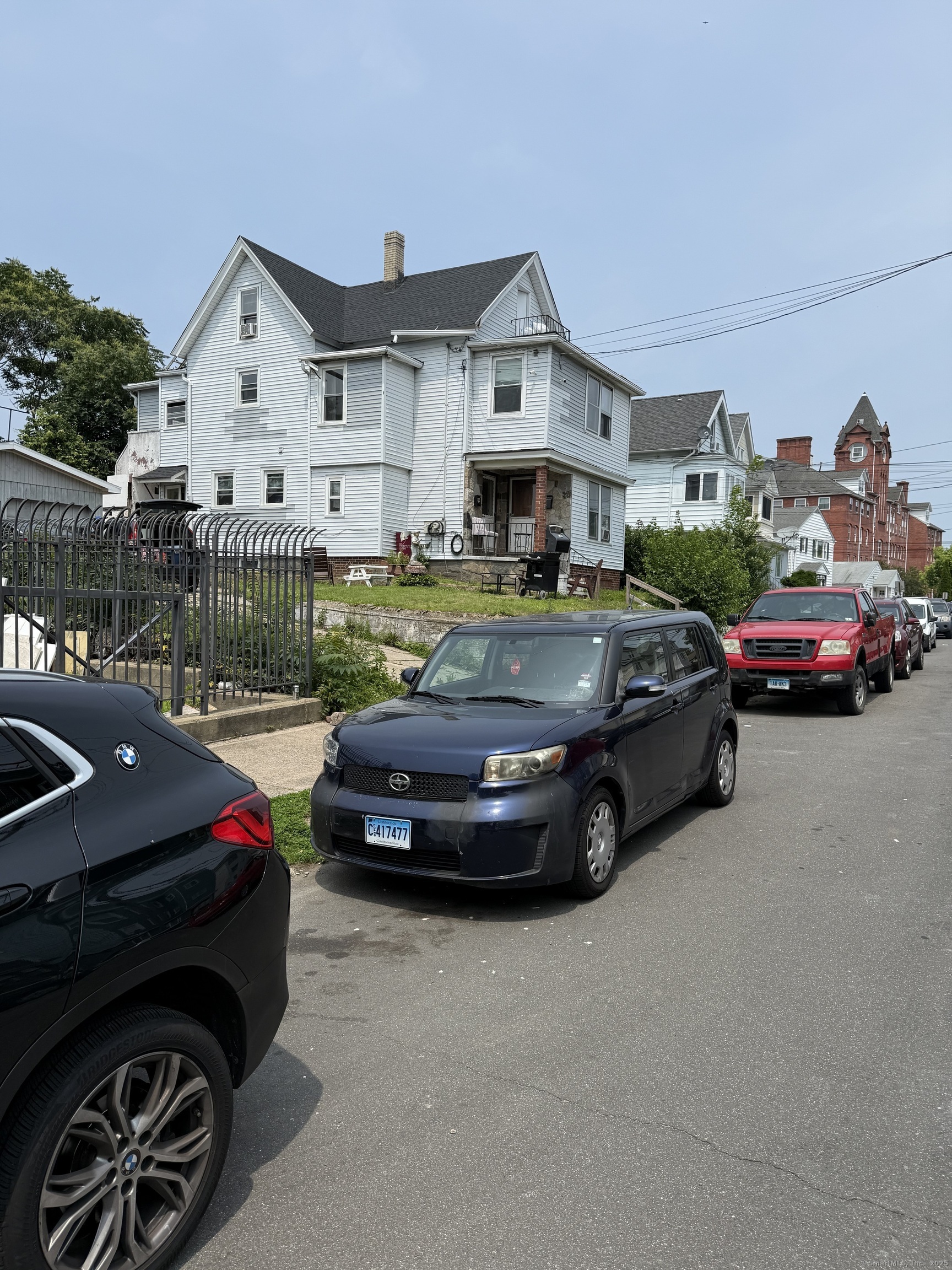 Property Photo: 92 Alice Street CT 06606