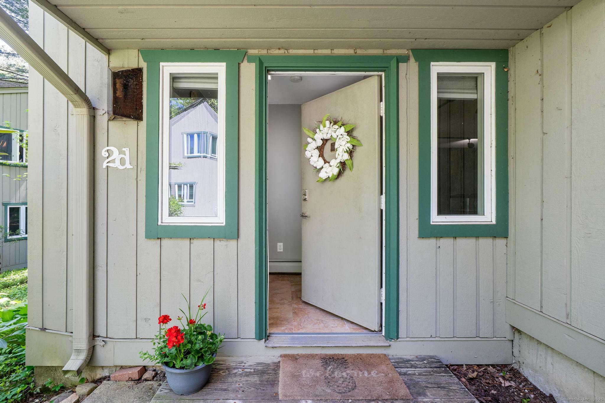 Property Photo: 2D Talcott Glen Road CT 06032