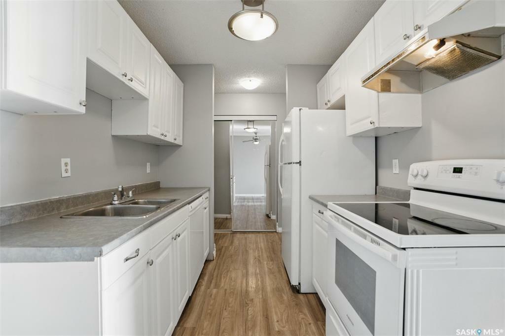 Property Photo: 211 Tait Place 205 SK S7H 5L5