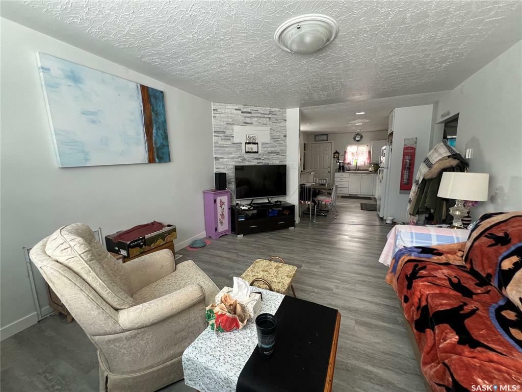 Property Photo: 225 Ottawa Avenue S SK S7M 3L4