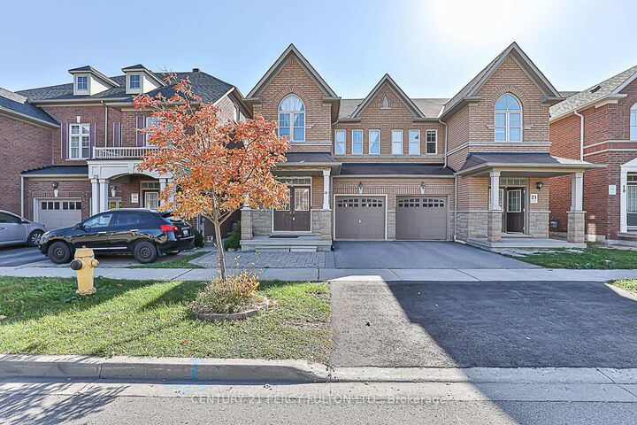 23 Princess Diana Drive  Markham ON L6C 0G8 photo
