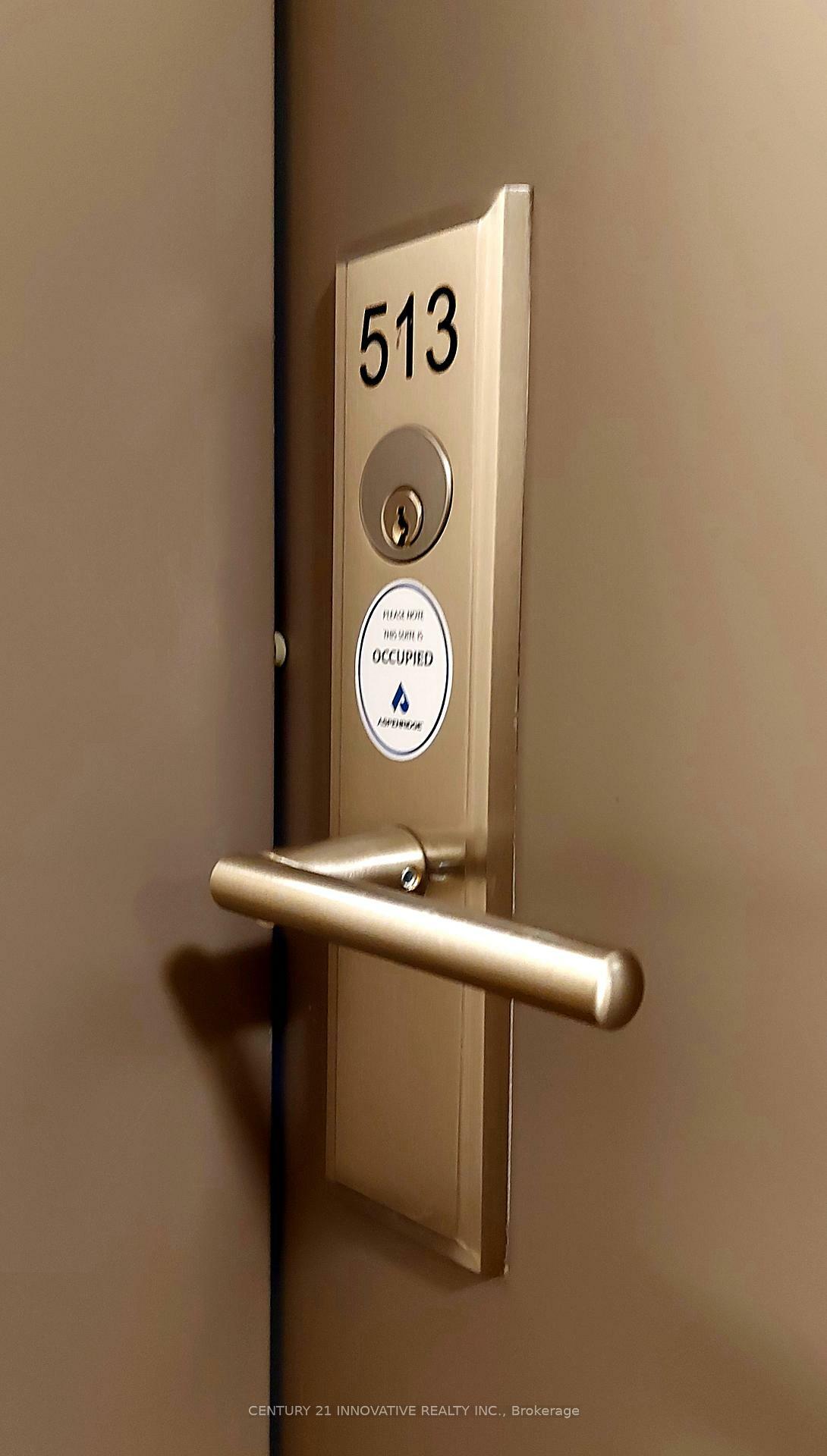 Photo de la propriété: 1 Climo Lane 513 ON L6E 0V8